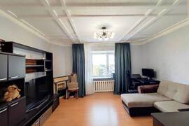 3-к. квартира, 70 м², 3/5 эт.