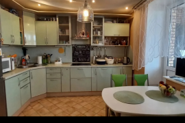 3-к. квартира, 79,8 м², 3/5 эт.