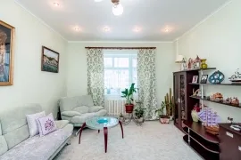 3-к. квартира, 106 м², 2/5 эт.