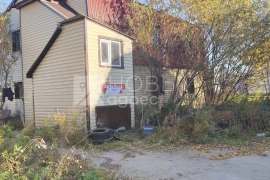 Продается двухэтажный дом 165 кв.м. в центральной части города.